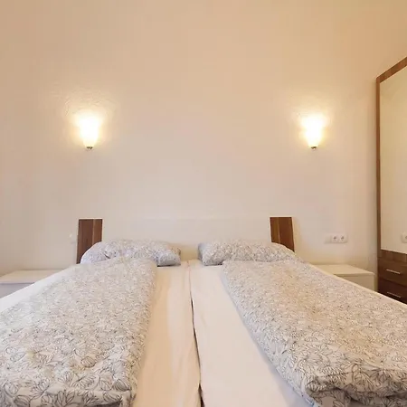 Tatil Evi In Barbat With Outdoor Swimming Pool *