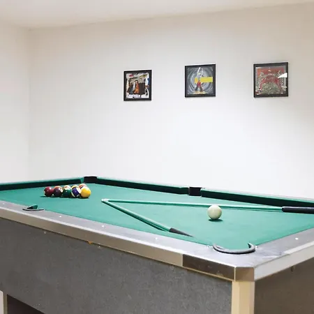 Tatil Evi In Barbat With Outdoor Swimming Pool