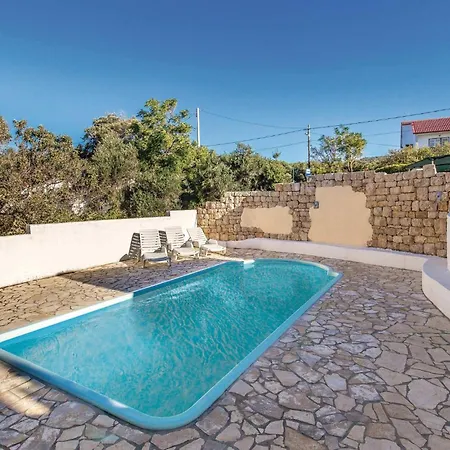 Tatil Evi In Barbat With Outdoor Swimming Pool